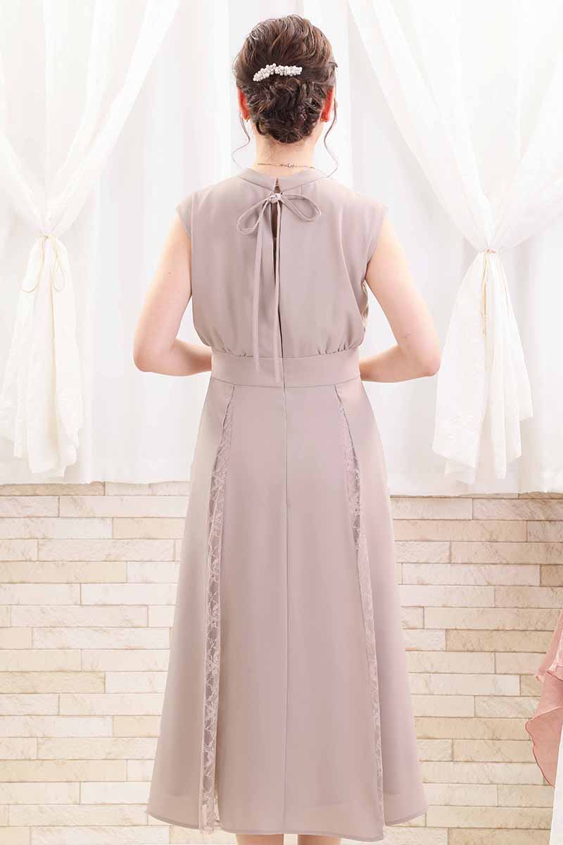 ピンクベージュの切替えレースドレスコーディネートセット