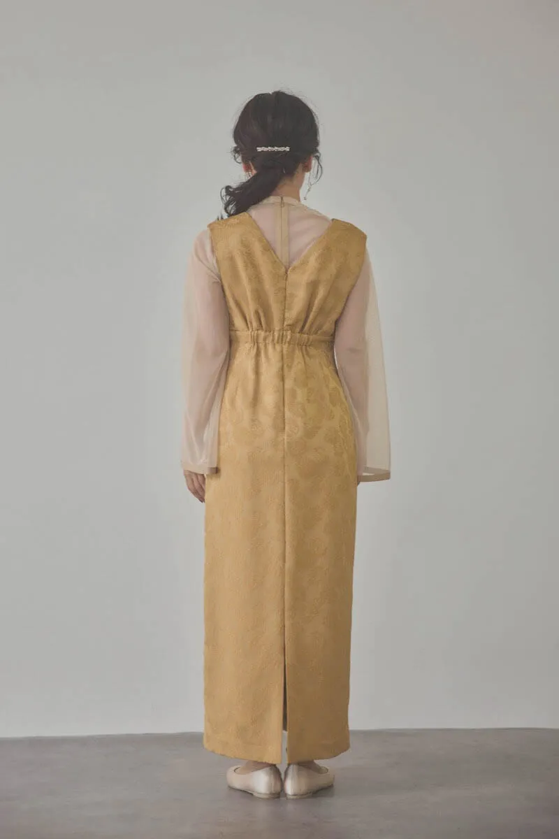 イエローのチュールインナー付きVネックドレス