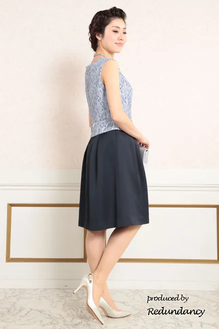 ネイビー×ブルーのツーピース風フラワーレースドレス