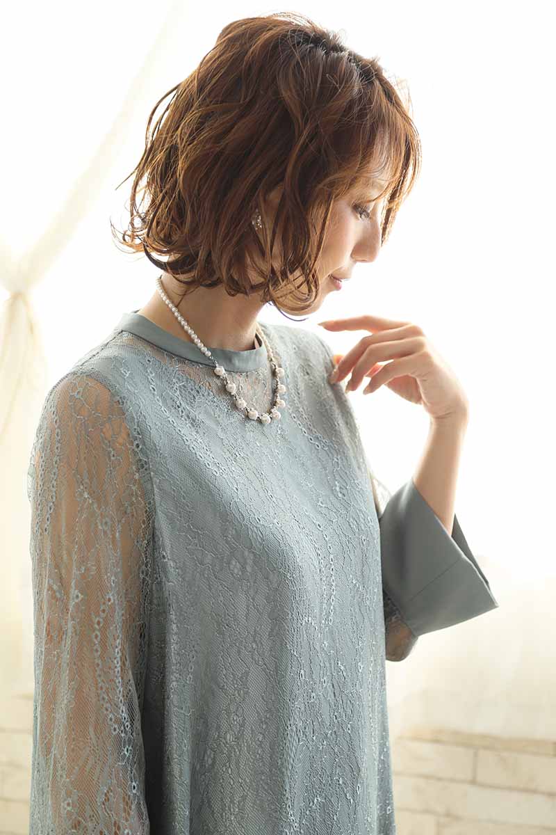 グリーンのシアーレースAラインドレス