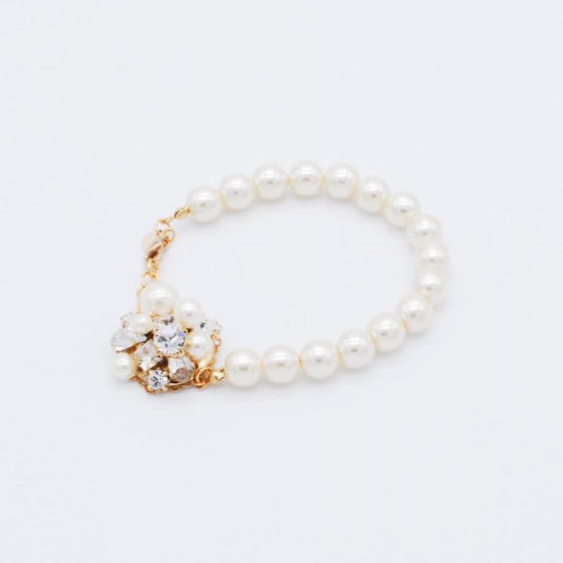 パール×ビジューモチーフのブレスレット