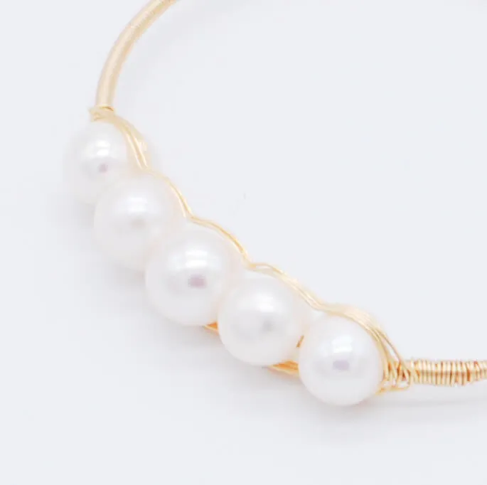 5粒パールのバングル