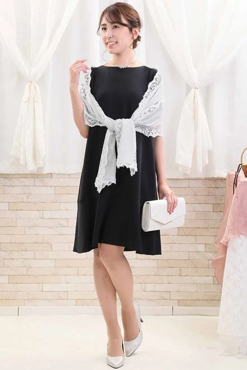 ネイビーのスリット入りフリルスリーブドレス