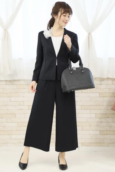 パール付きホワイトコサージュ