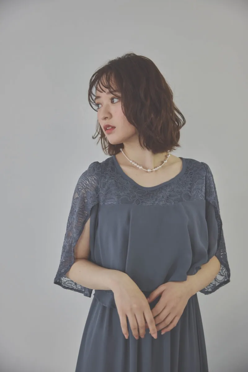 グレイッシュブルーの授乳口付スリットスリーブドレス