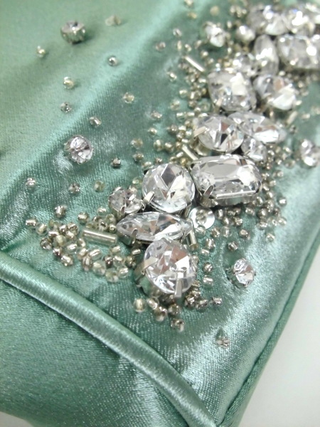 パステルグリーンのバックフリルシフォンドレスコーディネートセット