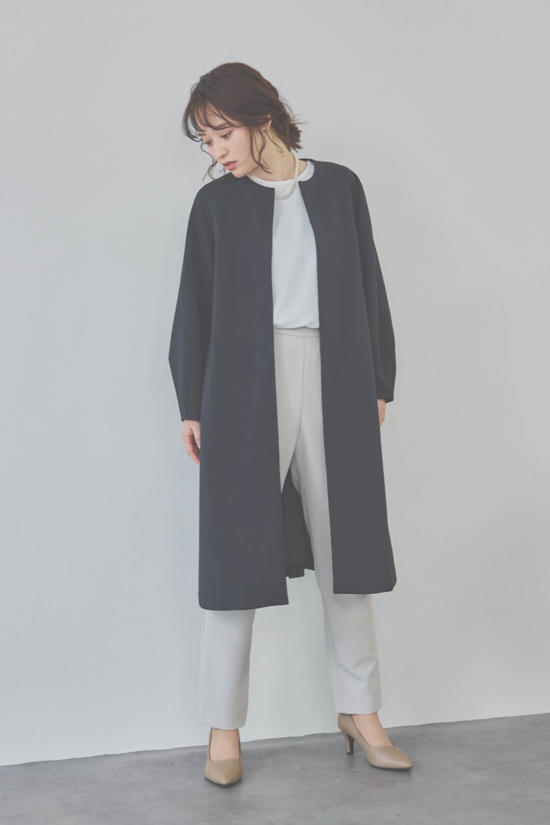 ブラックのバックパールコート