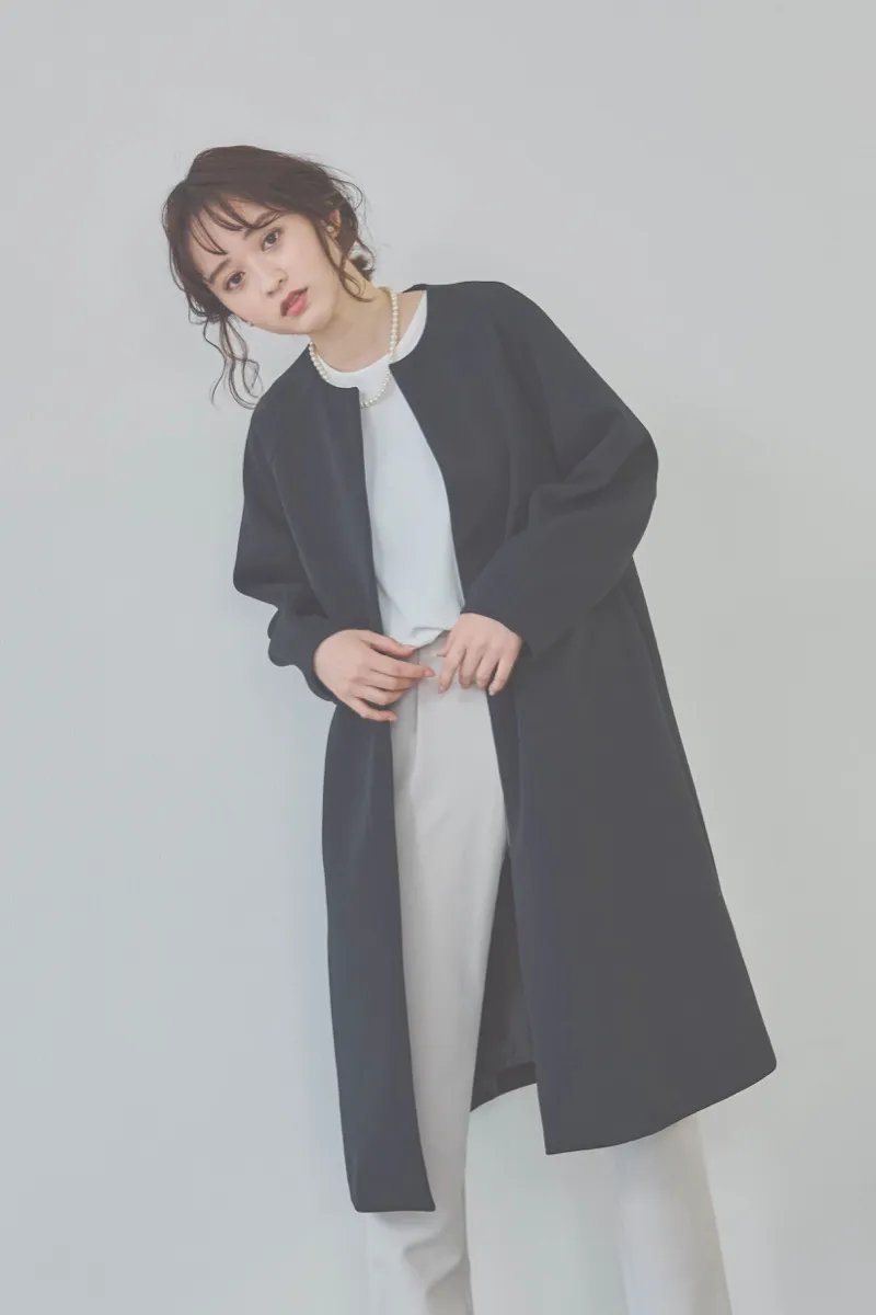 ブラックのバックパールコート