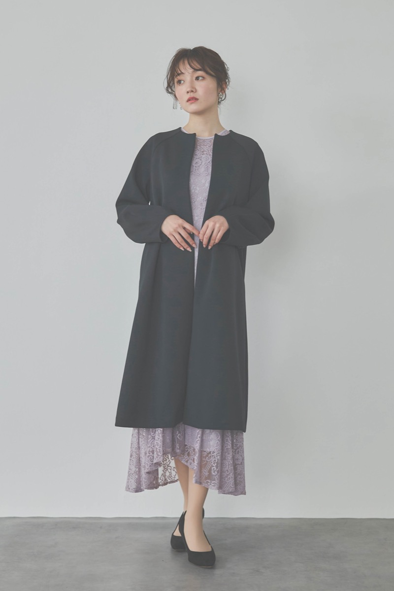 ブラックのバックパールコート