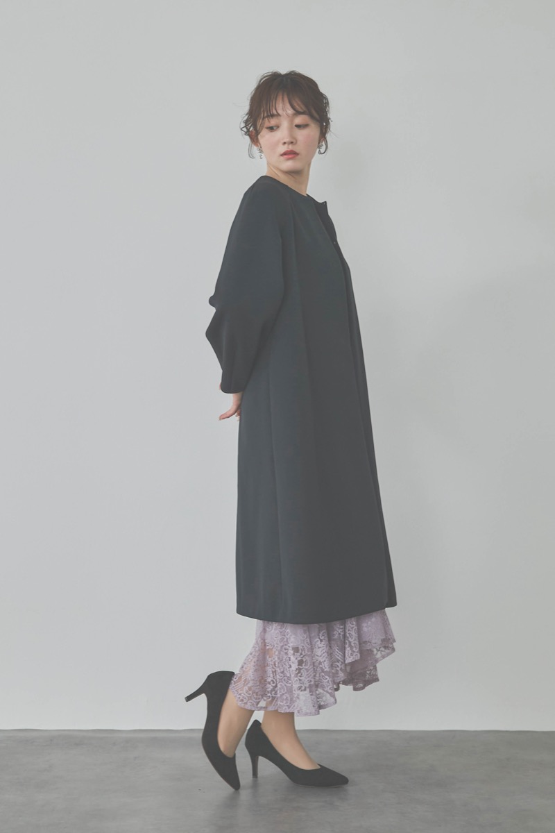 ブラックのバックパールコート