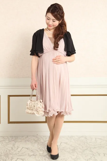 ブラックの背中レースの半袖ボレロ