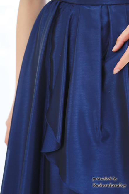 ブルーのドレープネック膝丈Aラインドレス