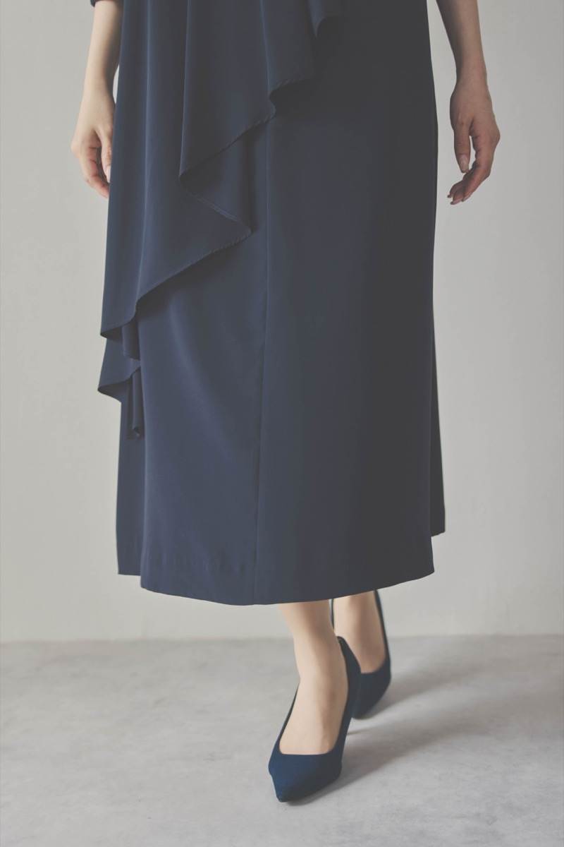 ネイビーのフロントドレープ前開きドレス [ 店頭販売価格 42,900円 ]