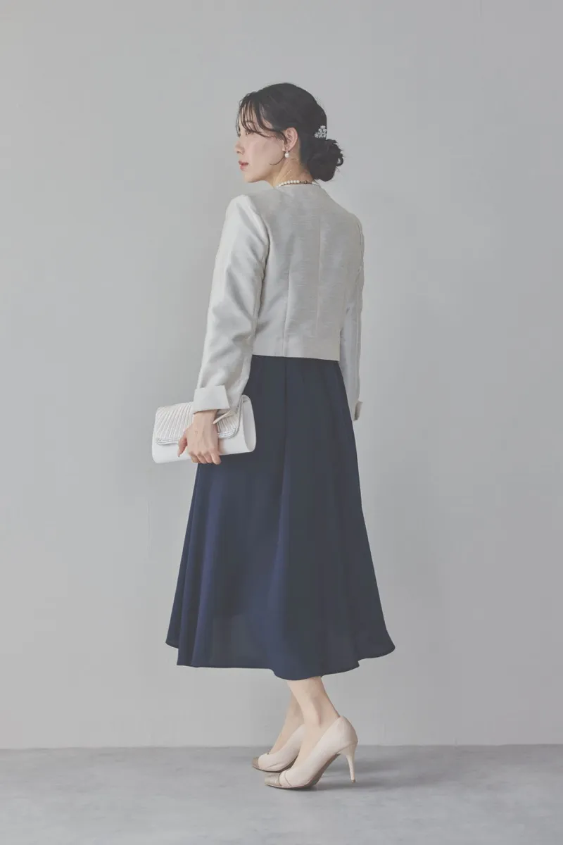 ネイビーのデコルテ切り替えラップドレス [ 店頭販売価格 37,400円 ]