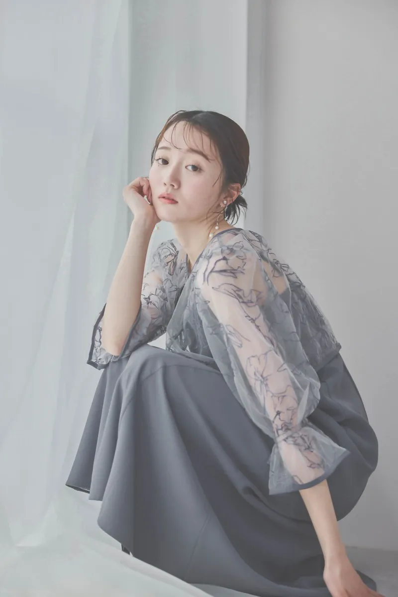 サックスの線描フラワー刺繍ボレロセットドレス　M/AIMER