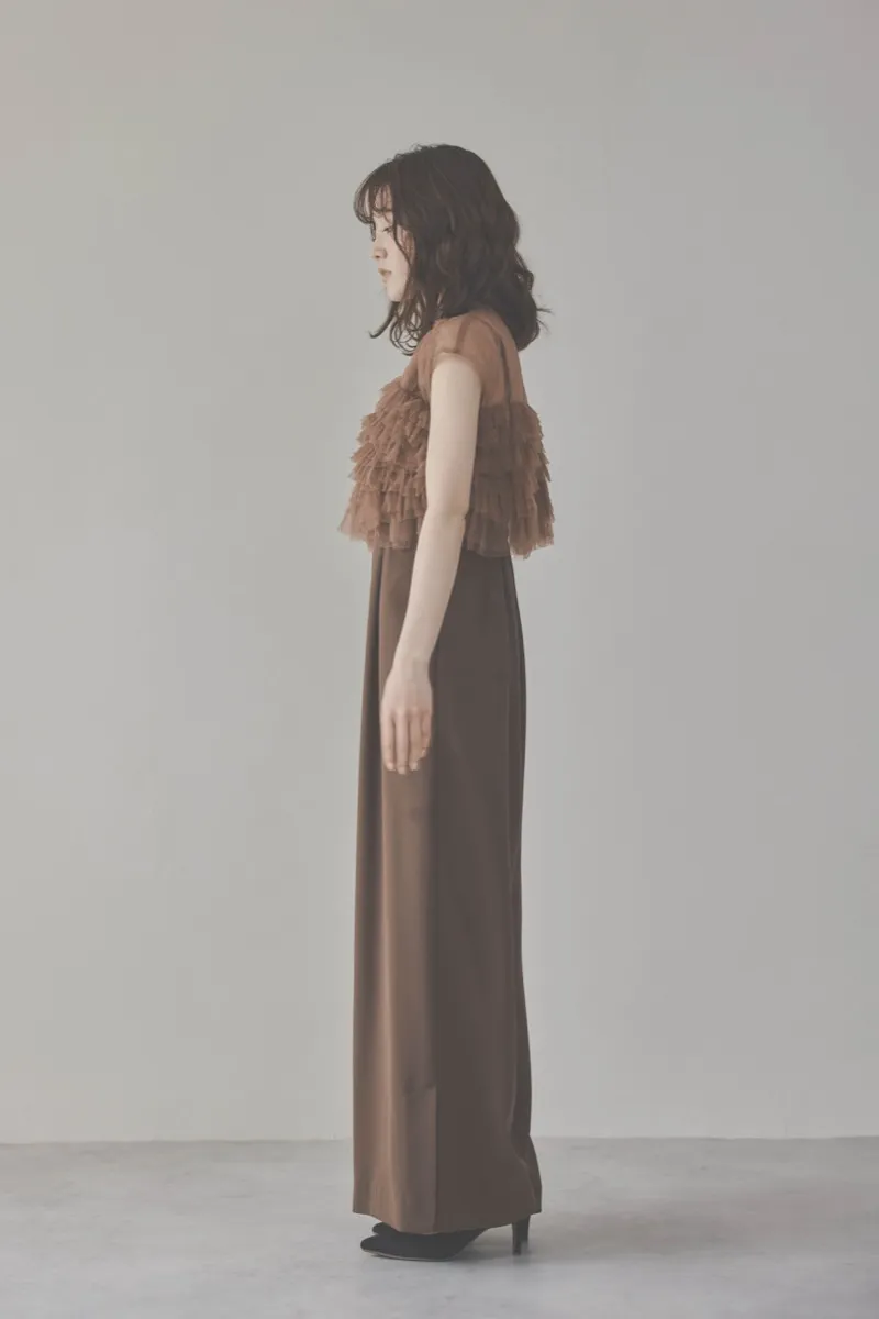 ブラウンのチュールフリルオールインワンドレス