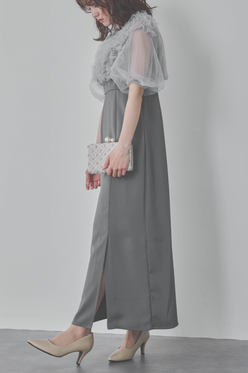 ブルーのチュールフリルアシンメトリードレス