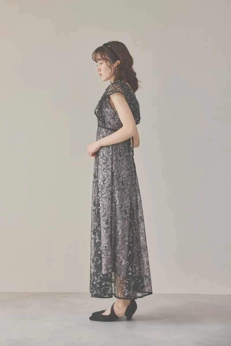 ブラックのチュール刺繍マーメイドドレス