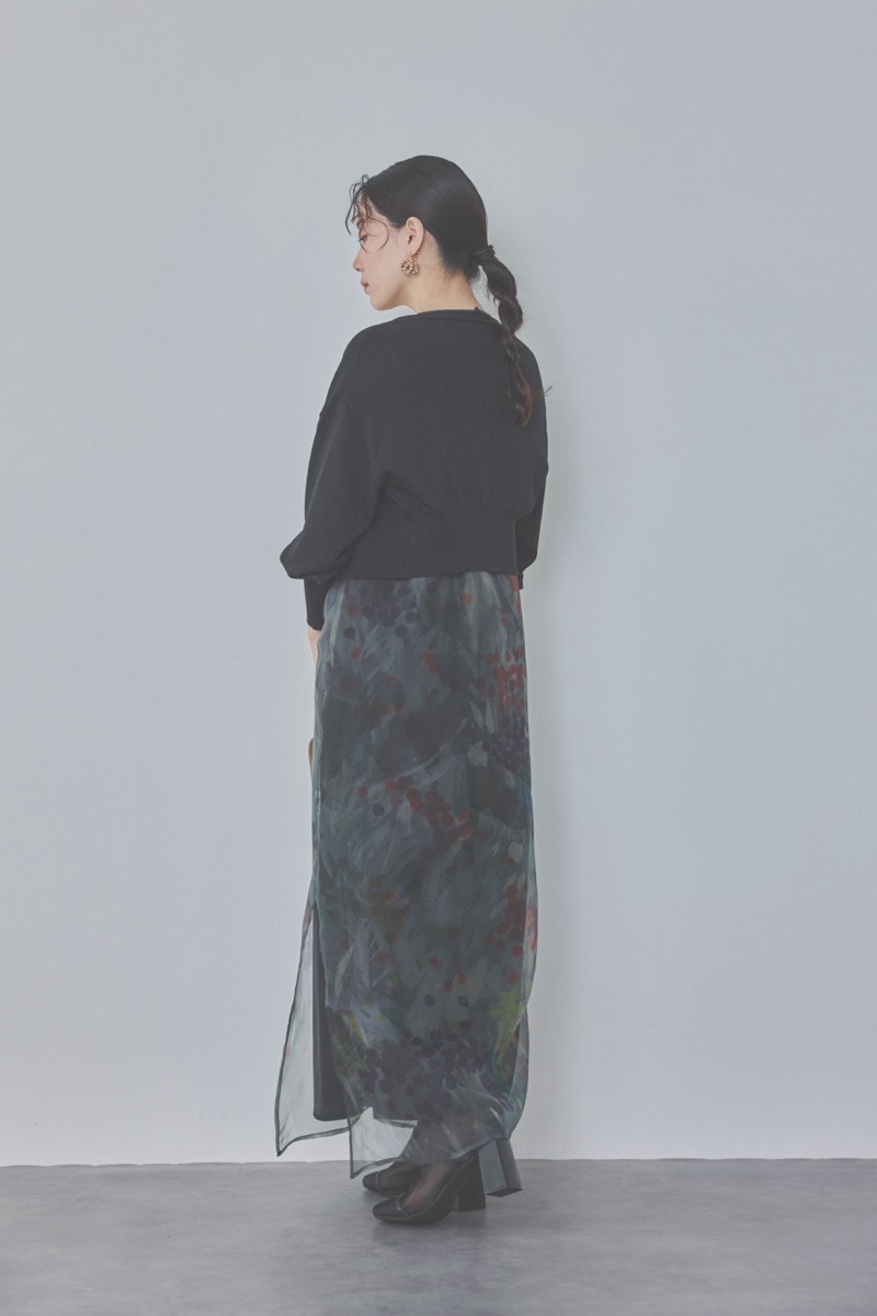 ブラックのスタンプアートレイヤードドレス