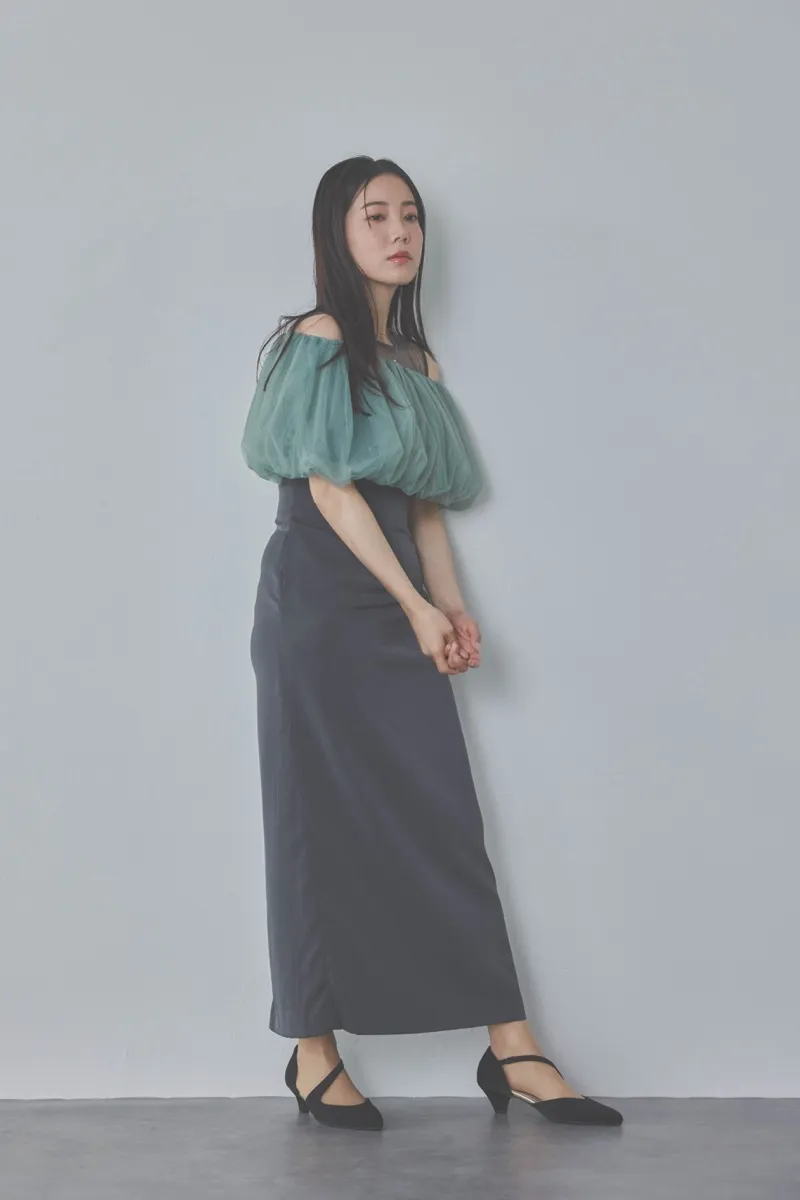チャコールグレーのオフショルボレロIラインドレス