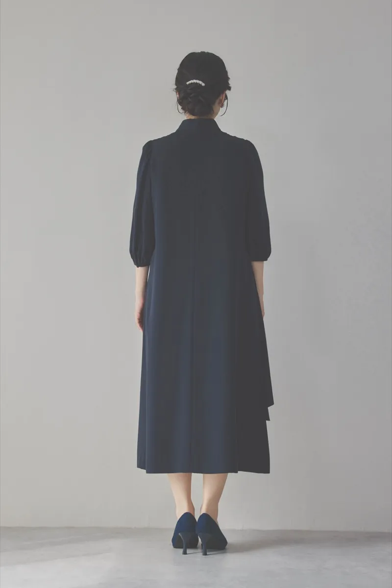 ネイビーのフロントドレープ前開きドレス [ 店頭販売価格 42,900円 ]