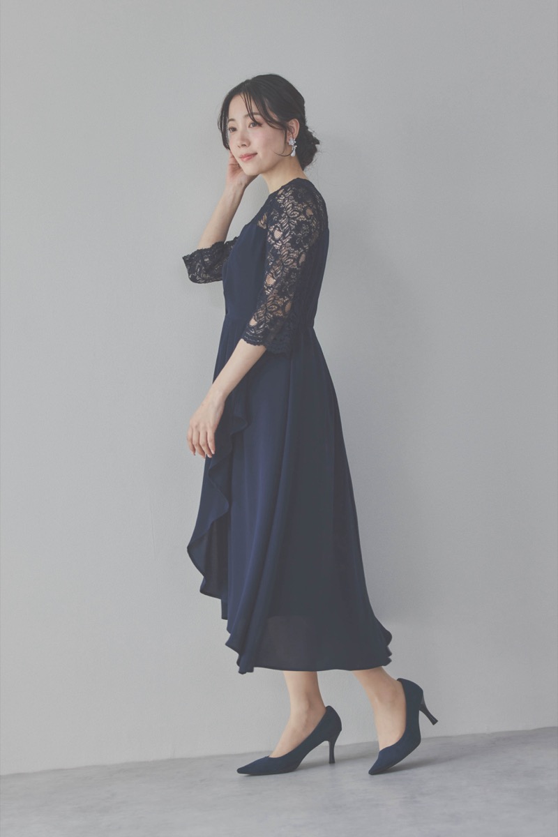 ネイビーのデコルテ切り替えラップドレス [ 店頭販売価格 37,400円 ]