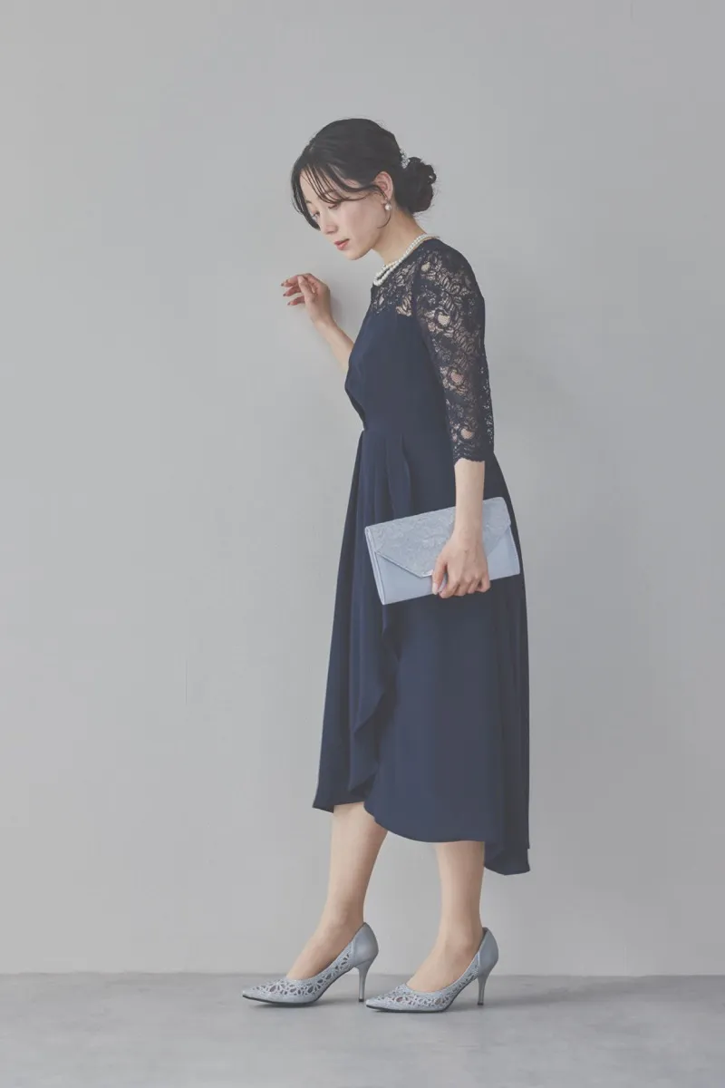 ネイビーのデコルテ切り替えラップドレス [ 店頭販売価格 37,400円 ]