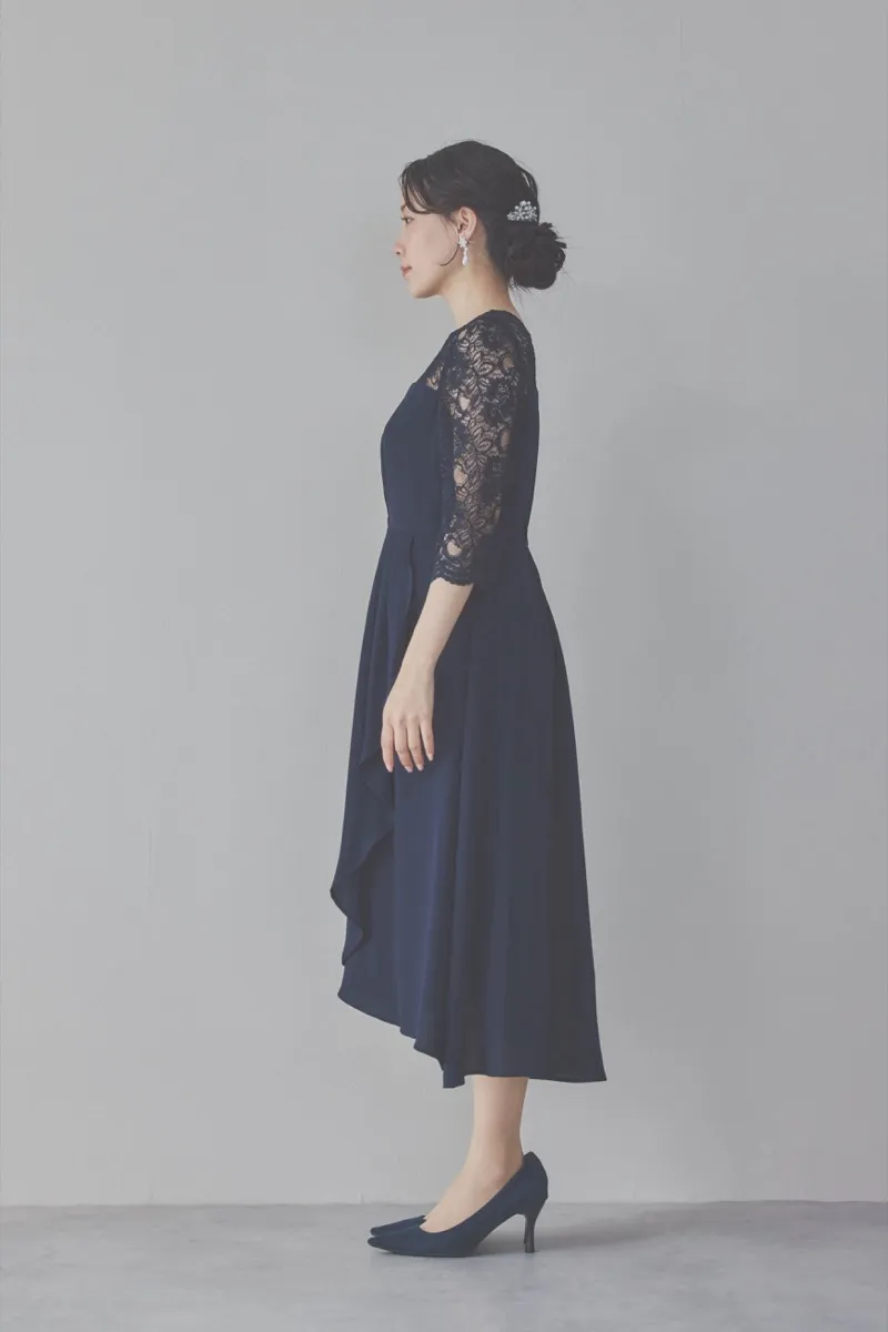 ネイビーのデコルテ切り替えラップドレス [ 店頭販売価格 37,400円 ]