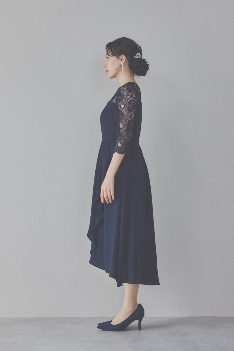 ネイビーのデコルテ切り替えラップドレス [ 店頭販売価格 37,400円 ]