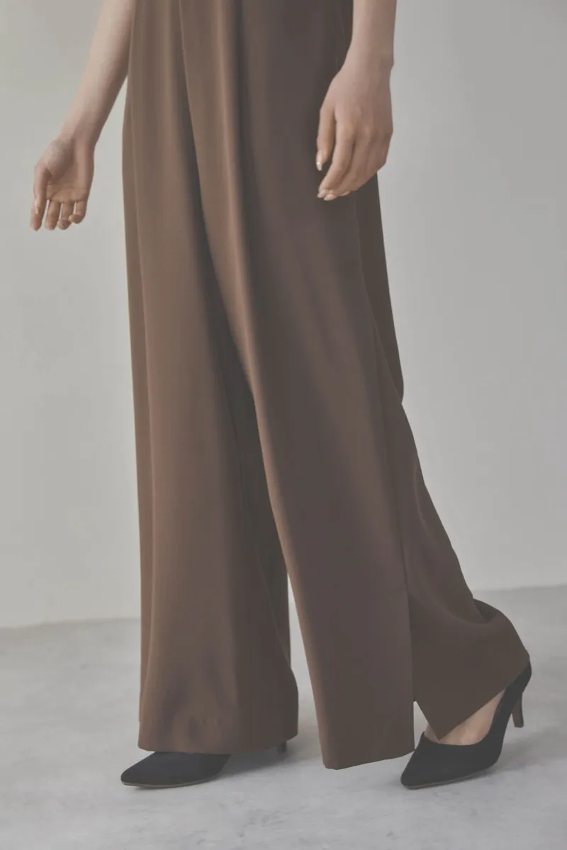 ブラウンのチュールフリルオールインワンドレス