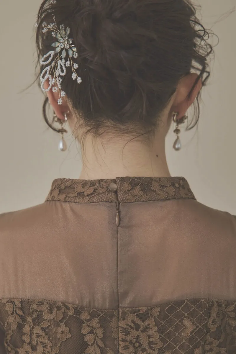 モカのシャーリングスリーブ花柄レースドレス