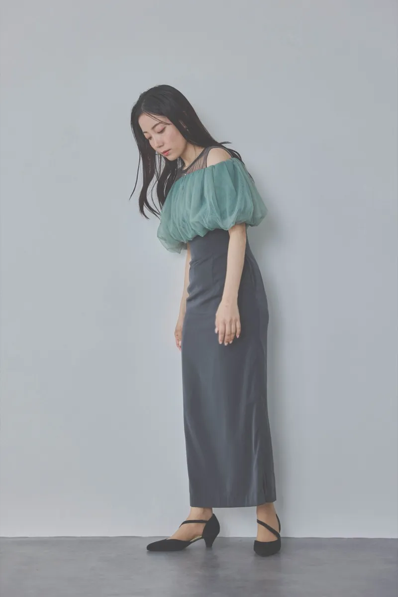 チャコールグレーのオフショルボレロIラインドレス