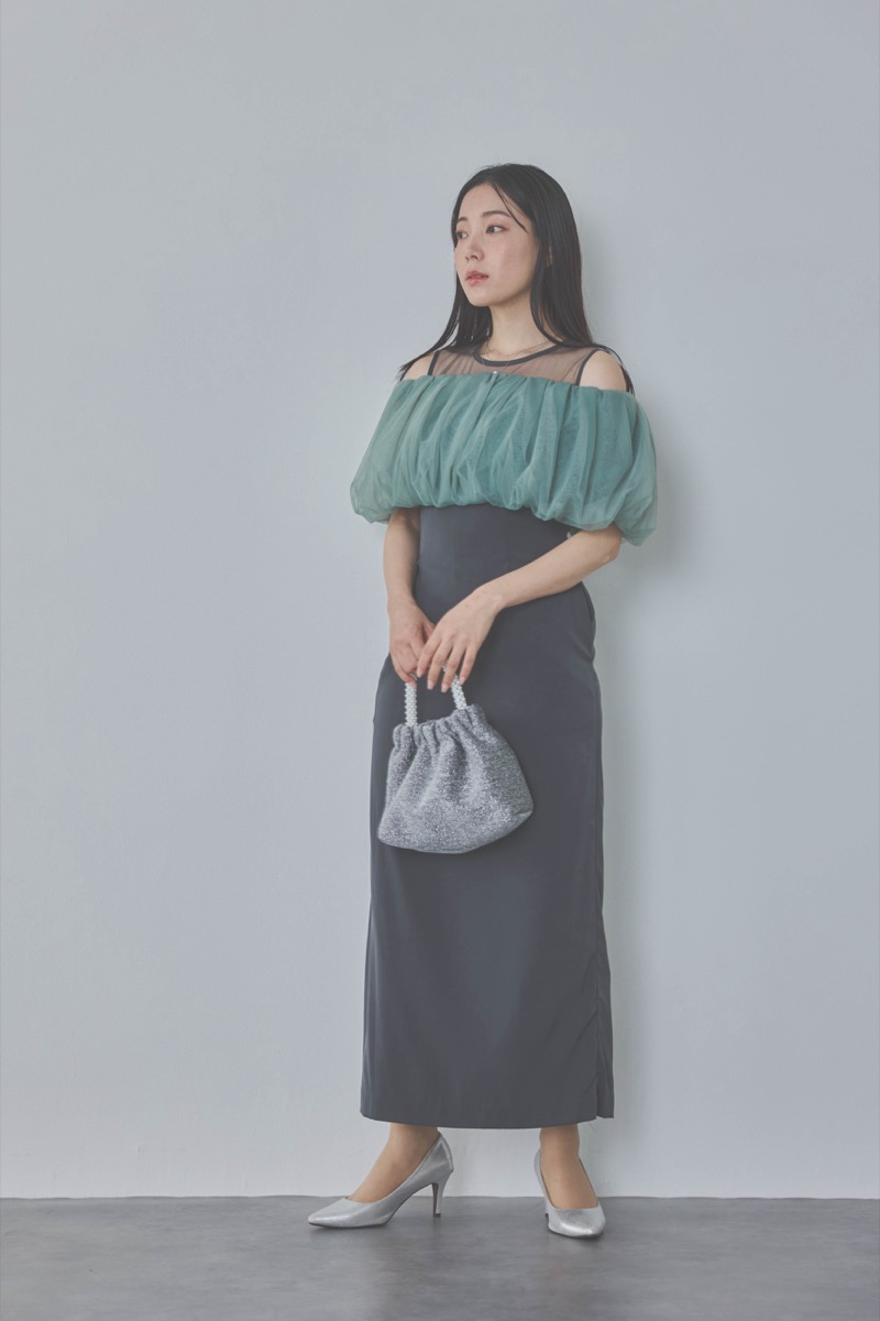 チャコールグレーのオフショルボレロIラインドレス