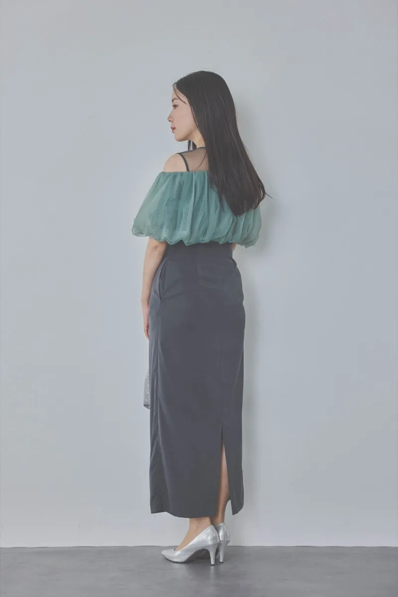 チャコールグレーのオフショルボレロIラインドレス