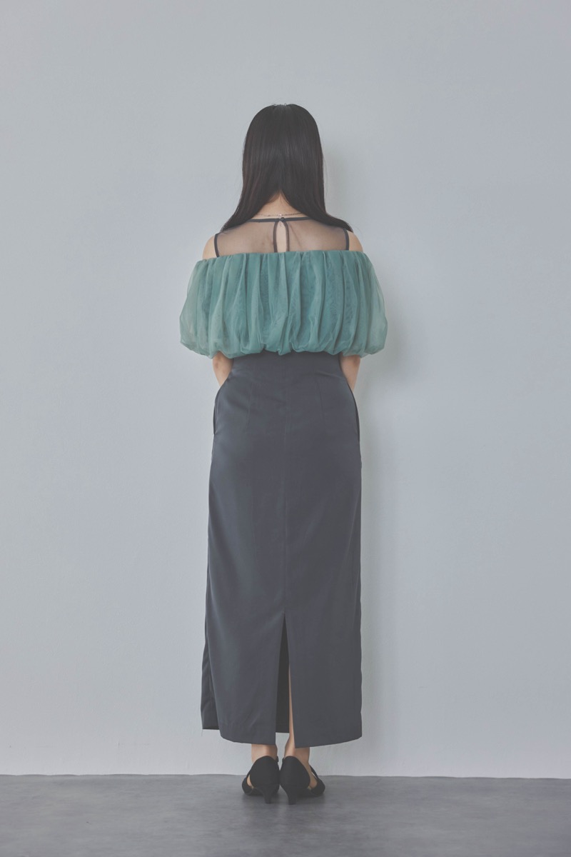 チャコールグレーのオフショルボレロIラインドレス