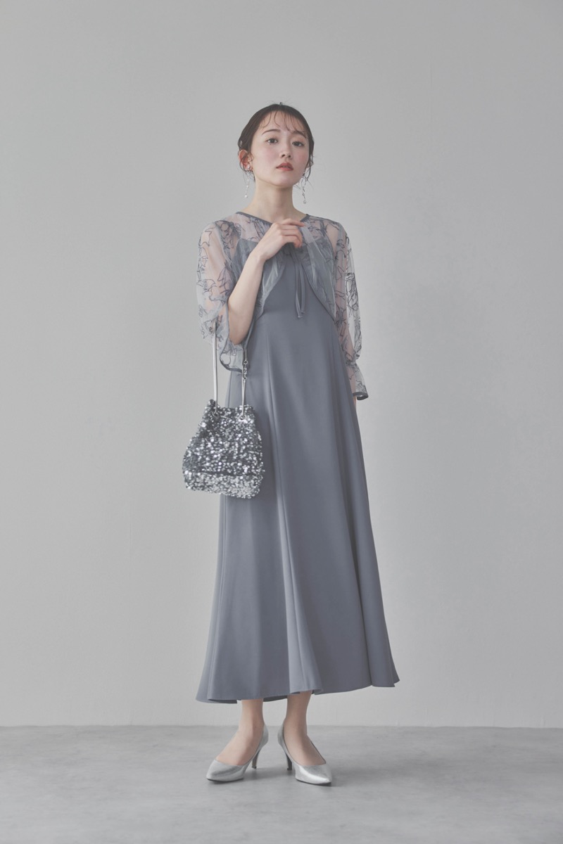 サックスの線描フラワー刺繍ボレロセットドレス