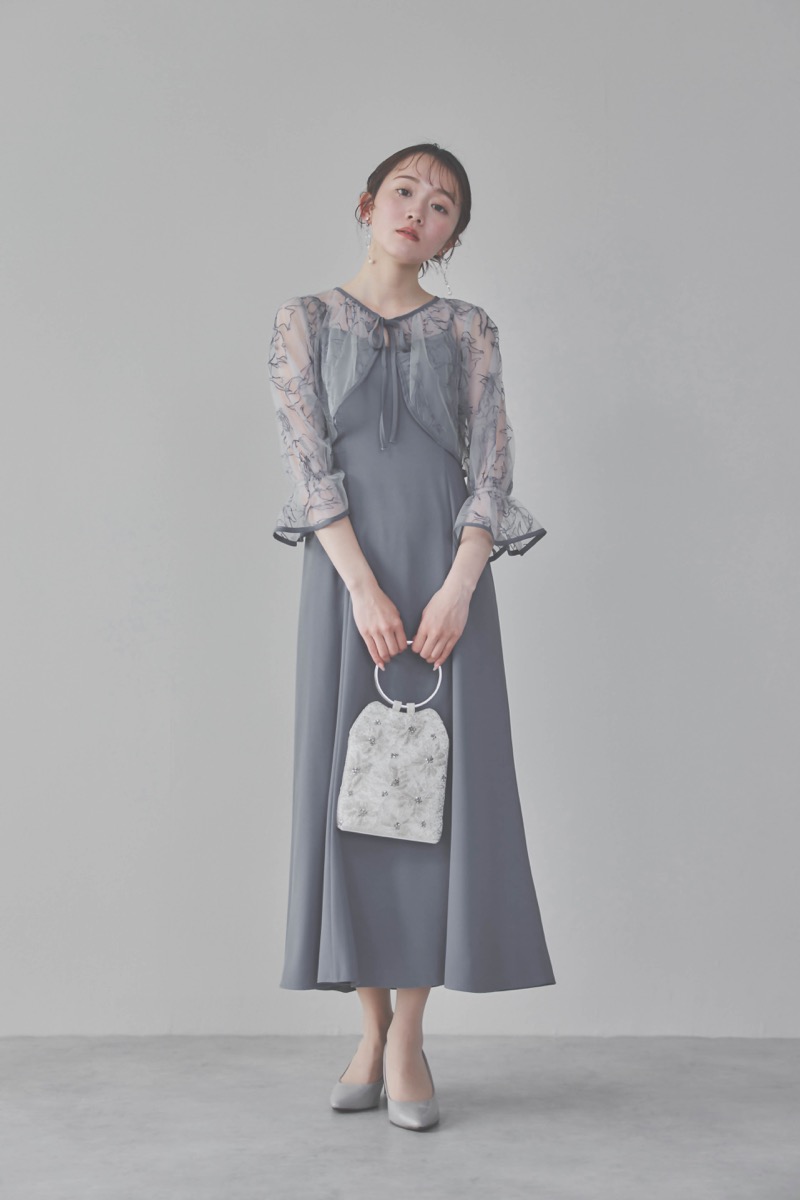 サックスの線描フラワー刺繍ボレロセットドレス