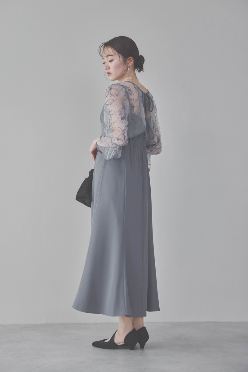 サックスの線描フラワー刺繍ボレロセットドレス