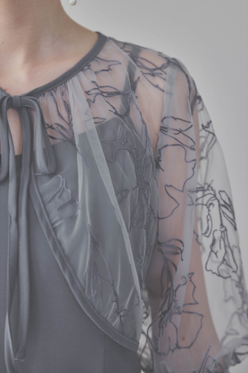 サックスの線描フラワー刺繍ボレロセットドレス