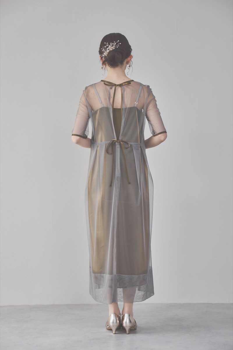 ブラウンのチュール×シャンブレードレス