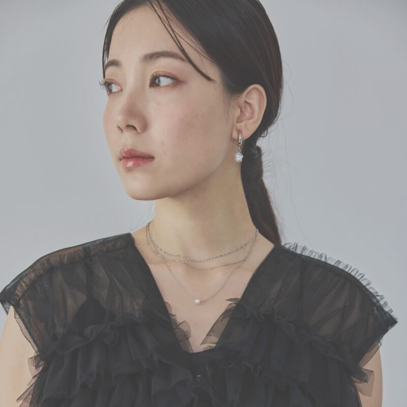 シルバーの一粒パールの3連チェーンネックレス