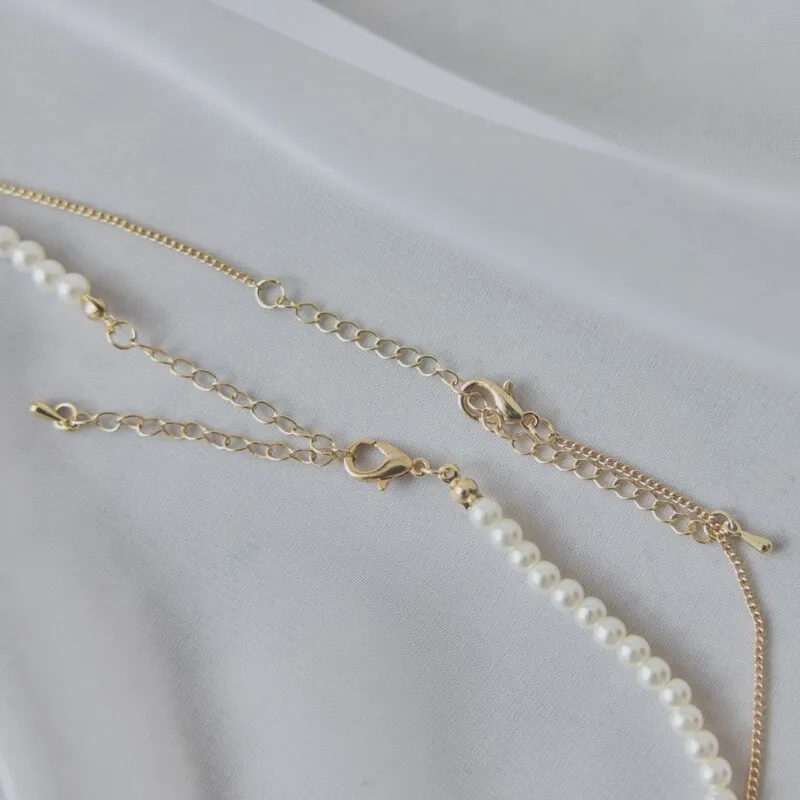 パールとゴールドチェーンの2連ネックレス