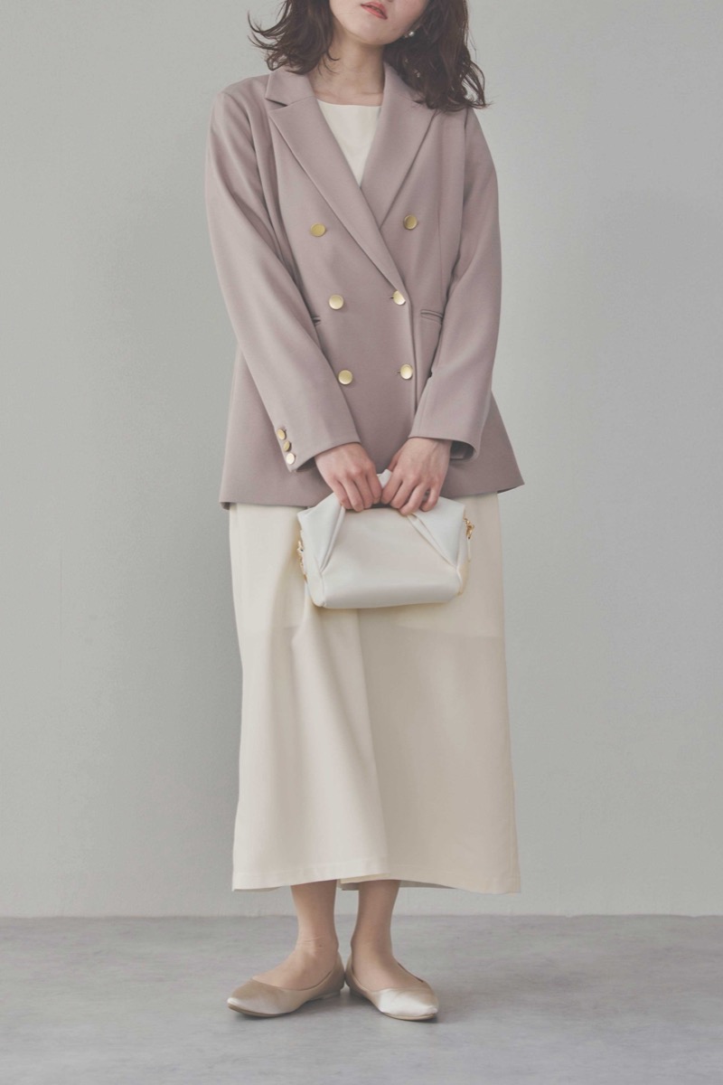 エクリュのボリューム袖Iラインワンピース