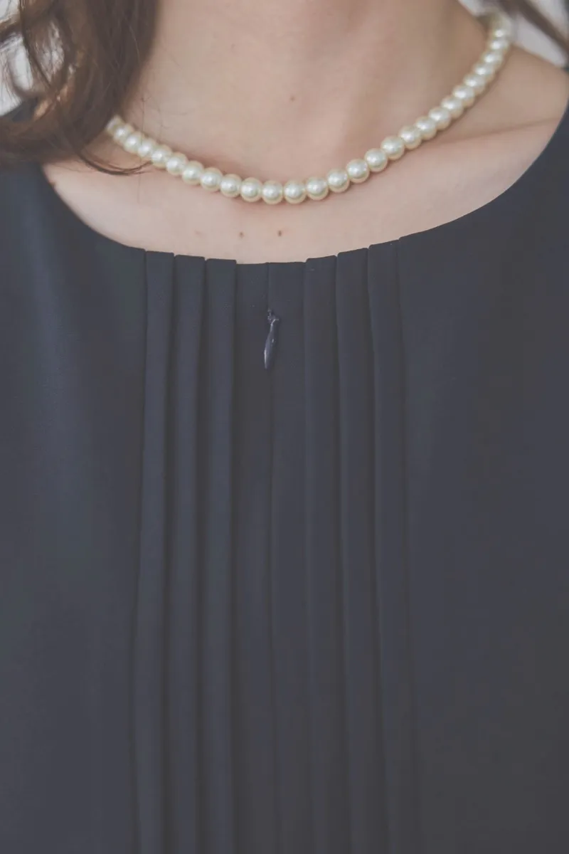 ネイビーのストレッチフレアワンピース