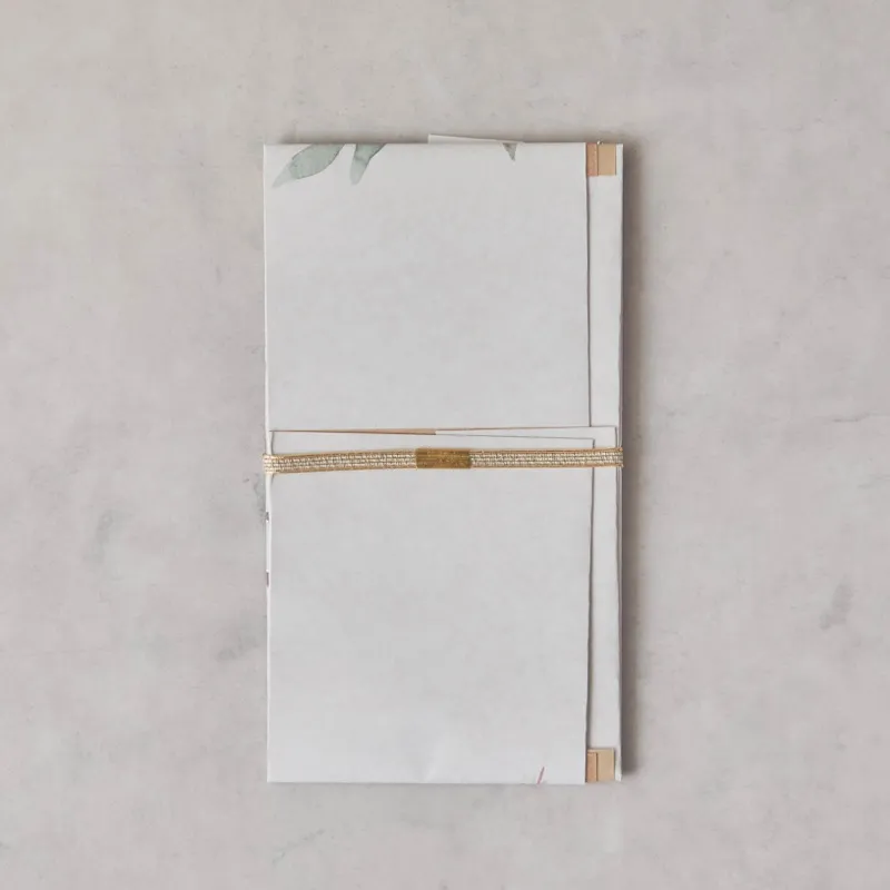 レッドのボタニカルご祝儀袋