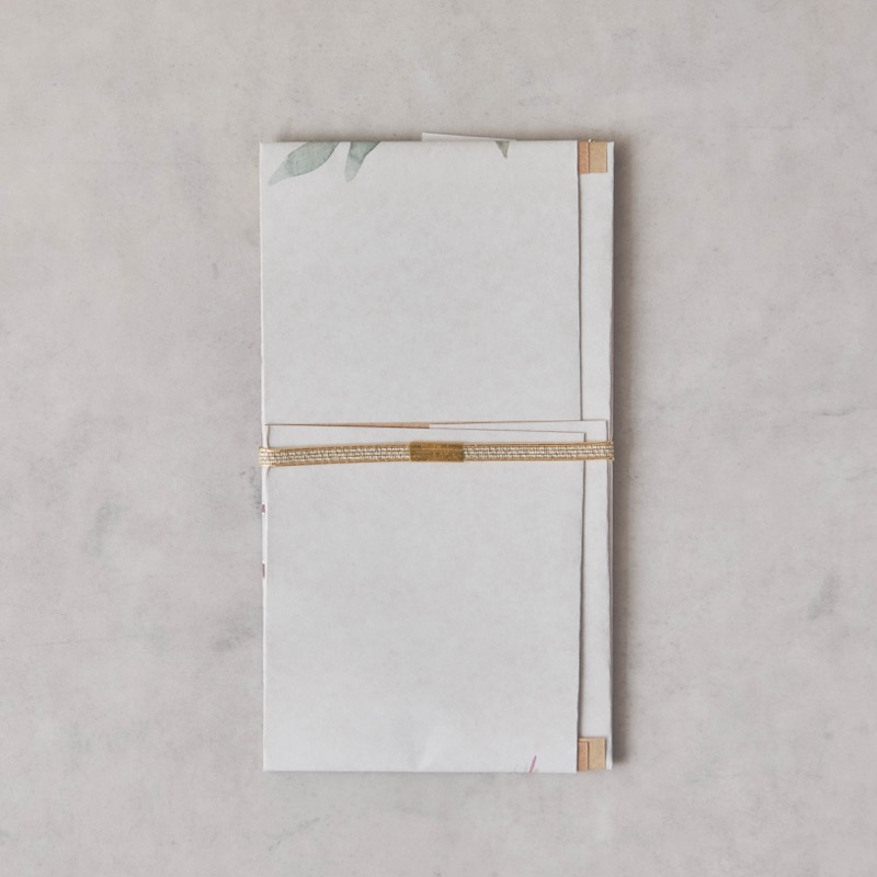 レッドのボタニカルご祝儀袋