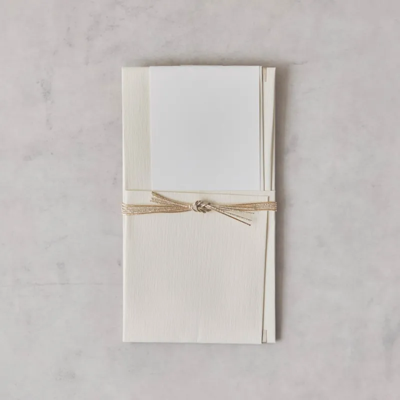 クリームのフラワーエンボスご祝儀袋