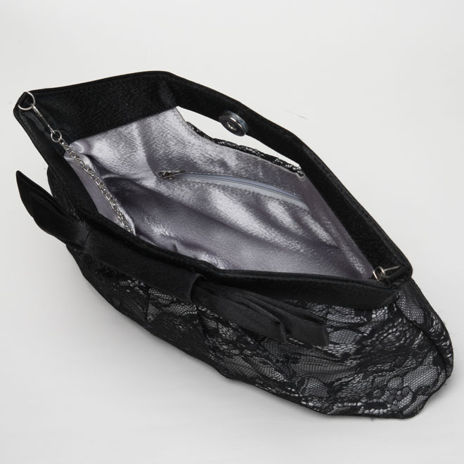 グレーのリボンとレースのバッグ