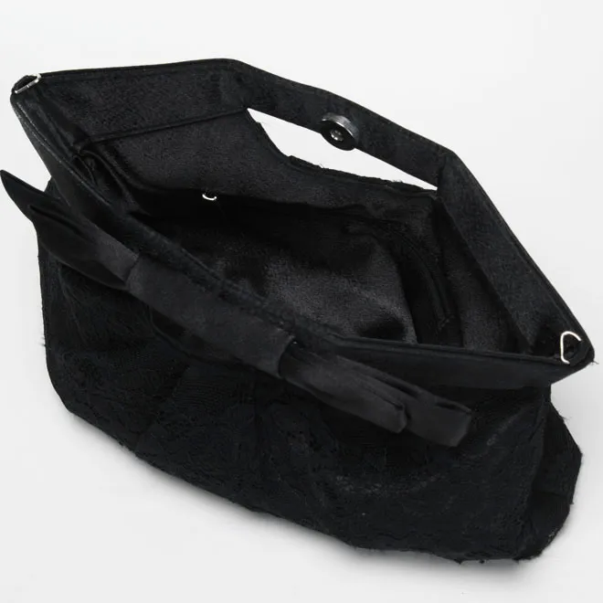 ブラックのリボンとレースのバッグ