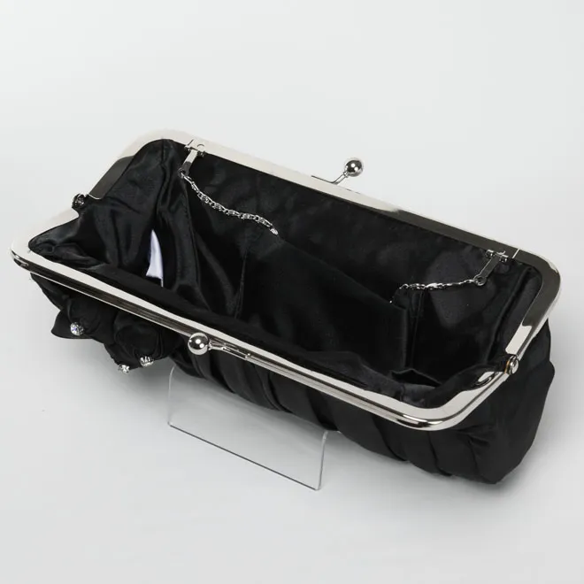 ブラックの花モチーフ付バッグ